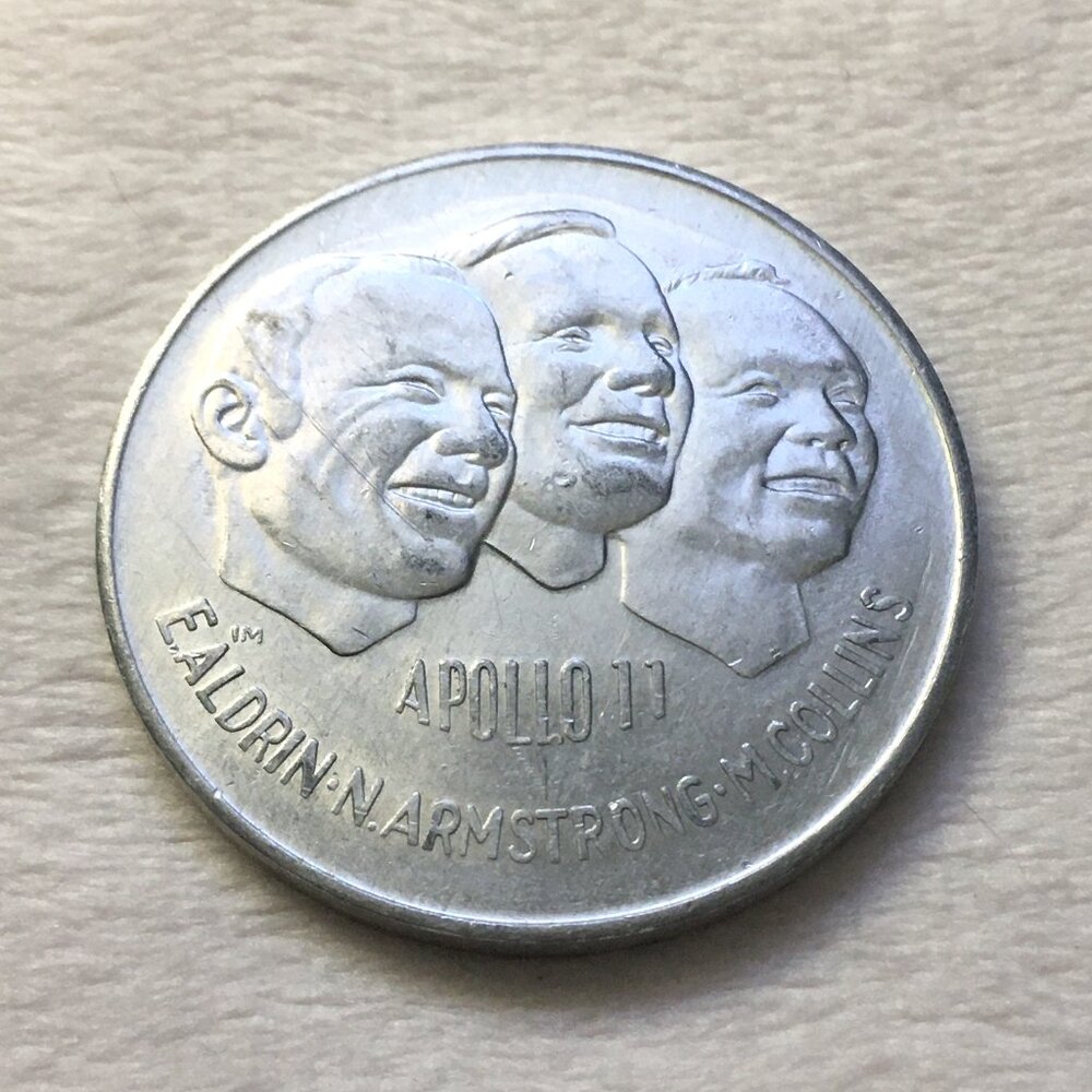 Vintage 1969 Apollo 11 First Man on the Moon NASA Commemorative Medal